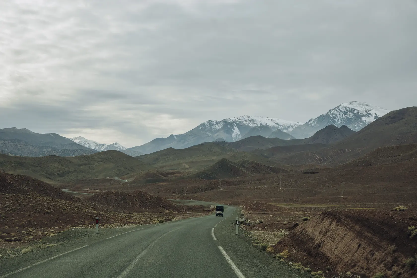 Carretera de montaña en el Alto Atlas